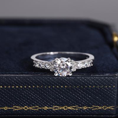 Classic Women's Ring  Stylish Shiny AAA Zircon Anniversary Gift High Quality Engagement Ring Stylish Wedding Bridal Jewelry Party Jewelry