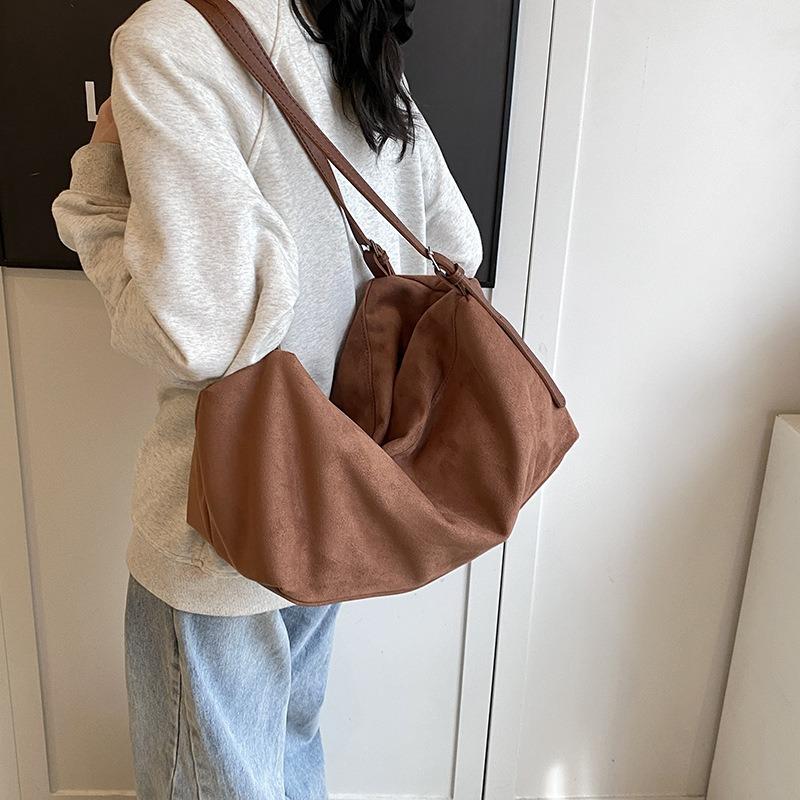 Retro Matte Suede Tote Bag Women's Bag Autumn and Winter New Large-capacity Commuter Bag Underarm Bag Shoulder Bag