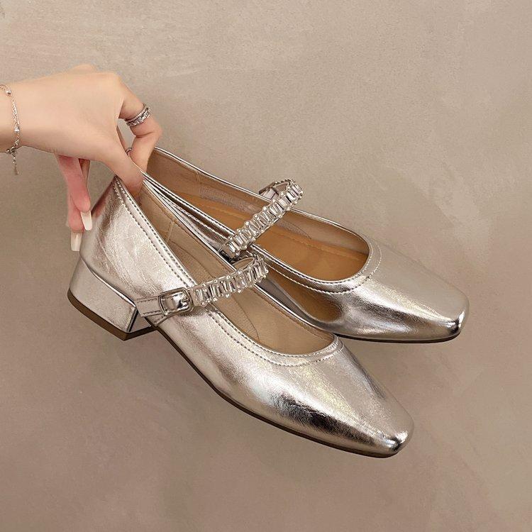

Not tired feet single shoes new square head shallow mouth rhinestone one-word diamond belt silver low heel flat Mary Jane shoes 35 срібний