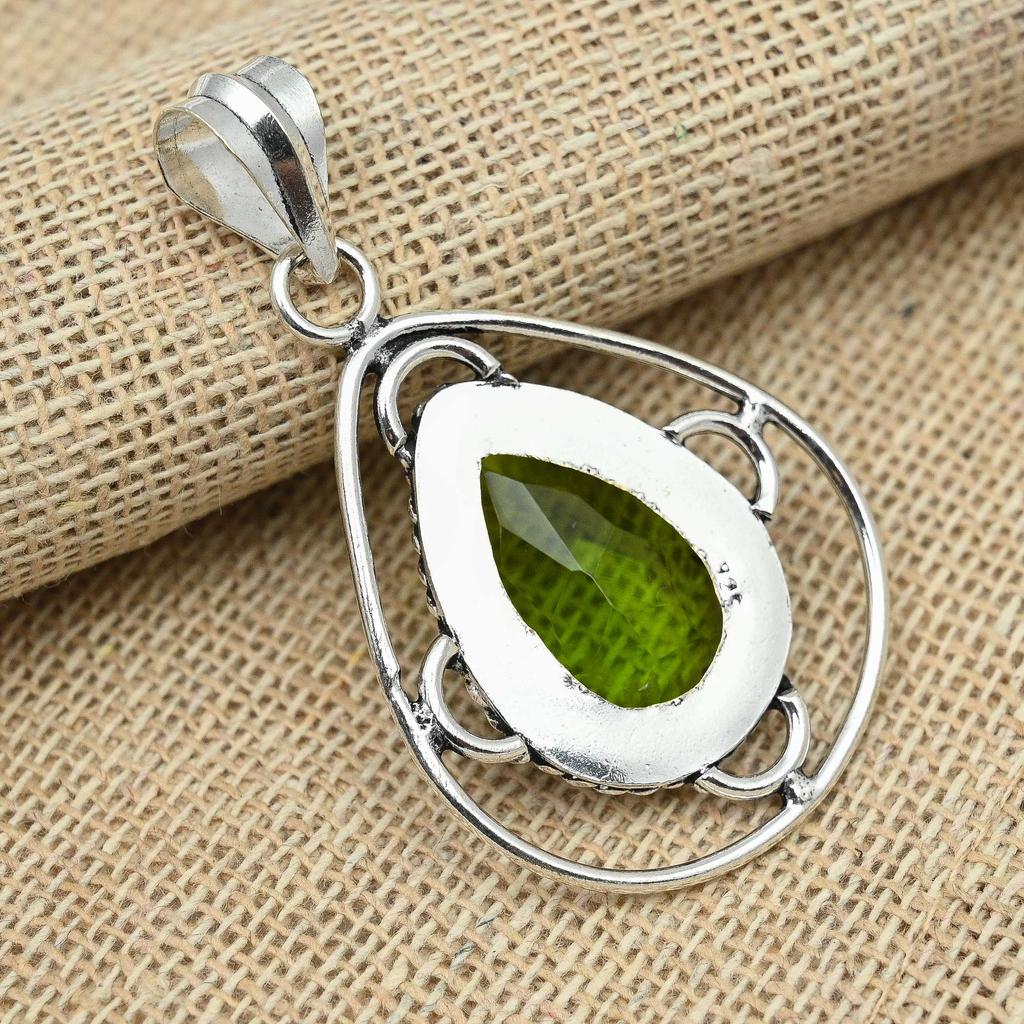 Peridot Gemstone 925 Sterling Silver Handmade Jewelry Excellent Pendant For Women Gift