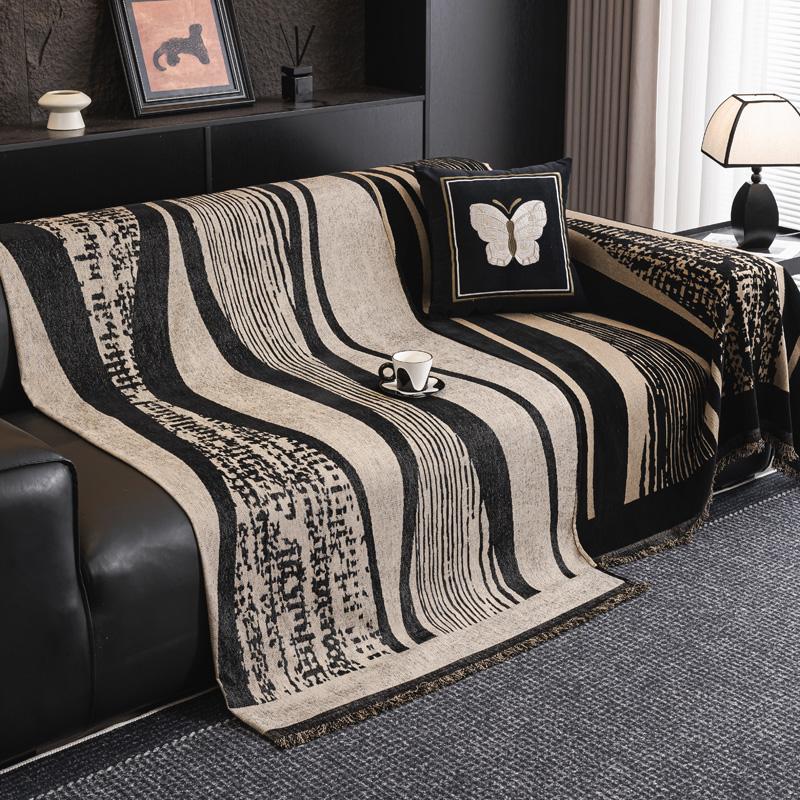 Four Seasons Universal Home Living Room Sofa Cover Machine Washable Sofa Cushion Soft and Comfortable Blanket On Sofa