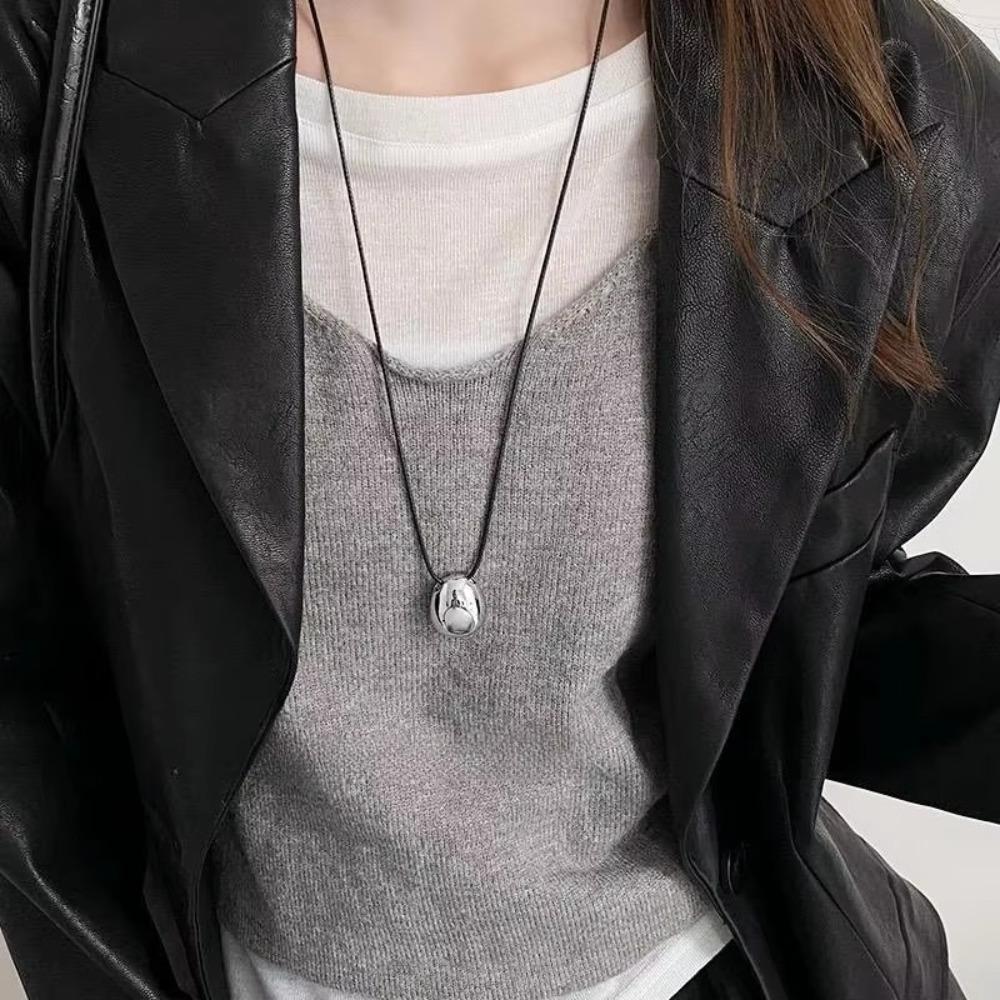 Drawable Black Rope Women Necklace Adjustable Pendant Necklaces New Sweater Chain  Women