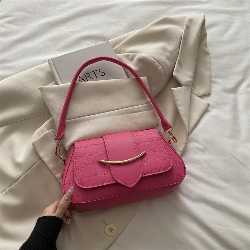 Popular New Simple Niche Design Women's Bag Fashion Shoulder Underarm Bag Embossed Small Square Bag Messenger Bag