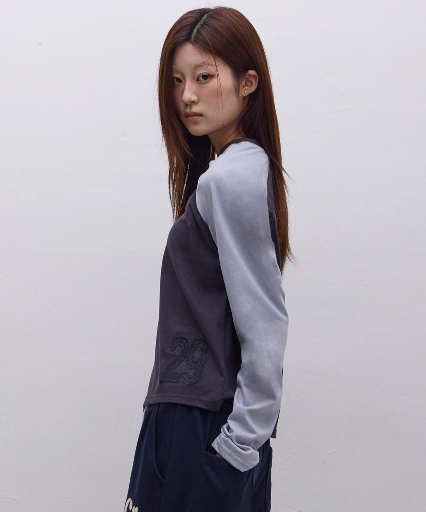 Ebeulisi 29 Patch Raglan Long Sleeve (Sky Blue)