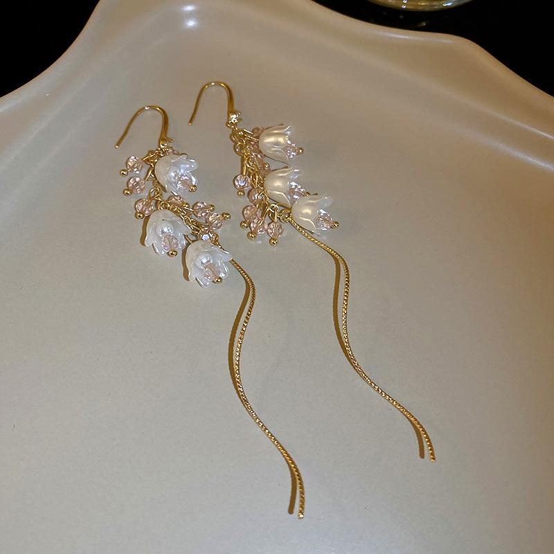 Fashion Design Pearl Cluster Fringed Earrings Hong Kong Style Retro Personality Temperament Ear Hook Internet Celebrity Versatile Earrings Women
