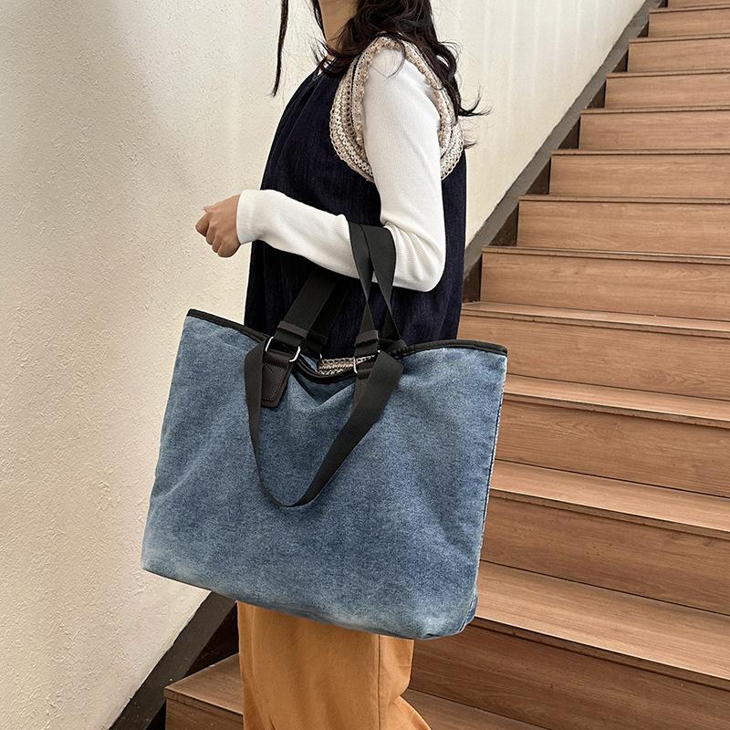 Denim travel bag women's short-distance tote bag travel tote bag large capacity light shoulder sports fitness bag