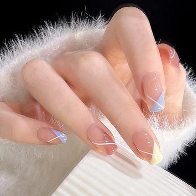 24 Pezzi Manicure Primaverile Fresca Geometrica Temperamento Manicure Delicata e Dolce Nude Ins Pezzo per Unghie Finte
