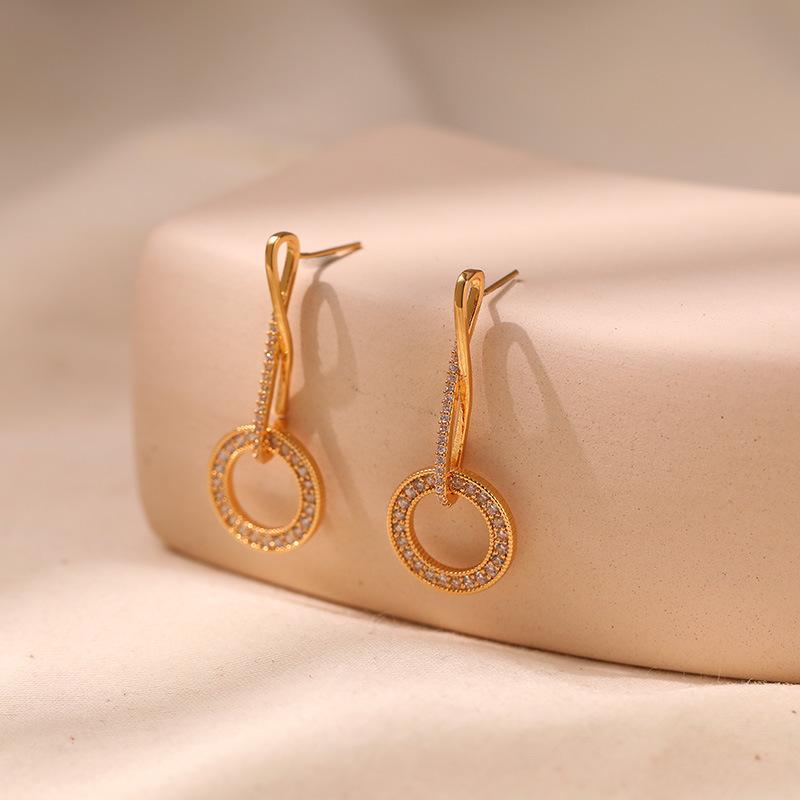 Luxury Gold Inlaid Zircon Circle Pendant Stud Earrings For Women золотой