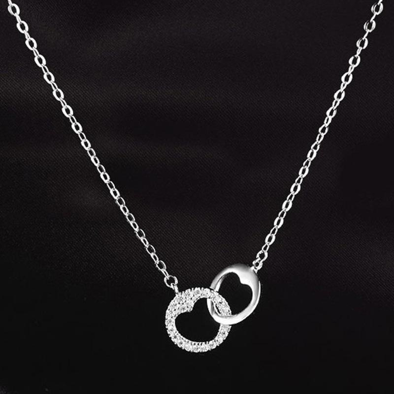 Elegant Peach Heart Double Ring Necklace - Women's Niche Design, Cold Style, Light Luxury & Versatile Clavicle Chain