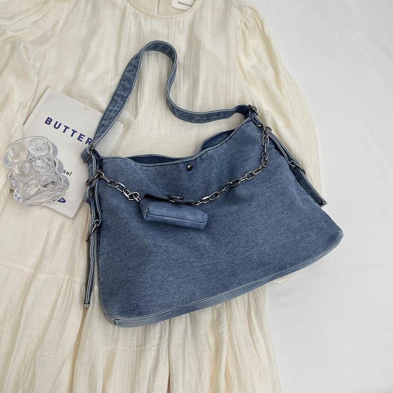 Сумка через плечо из денима — фото 12