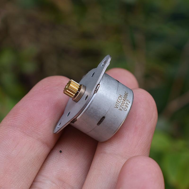1 Piece Micro 2-Phase 4-Wire Stepping Motor Mini 20Mm Round Stepper Motor 15 Degree 15 Teeth Copper Gear Diy Printer