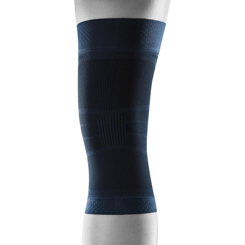 BAUERFEIND Sports Compression Knee Support Dirk Nowitzki Signature Line Dirk Nowitzki for muscle activation through compression Size (with logo)