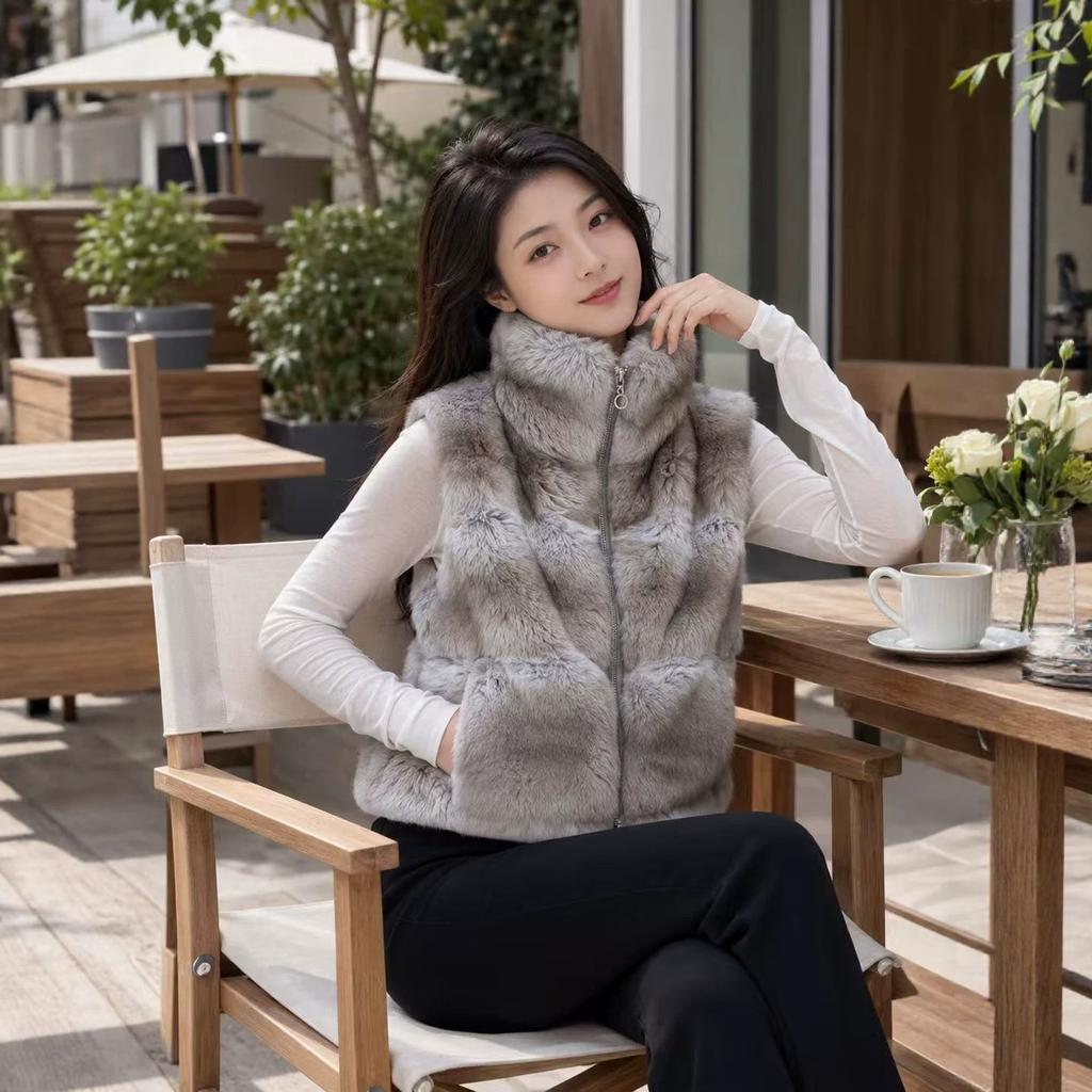 Autumn and winter fur coat women's imitation fox hair new vest vest short stand-up collar casual gradual change environmental protection fluff