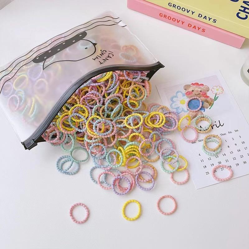 

100 шт., детские резинки 2 см, цветные, не повреждают волосы, детские резинки для волос, резинки для волос с маленьким пальчиком, высокоэластичные нити для малышей