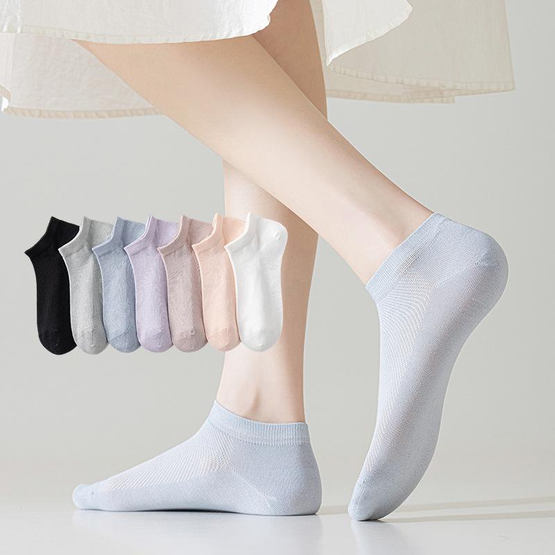 Female Spring and Summer Thin Simple Breathable Leisure Pure Color Boneless Mesh Socks
