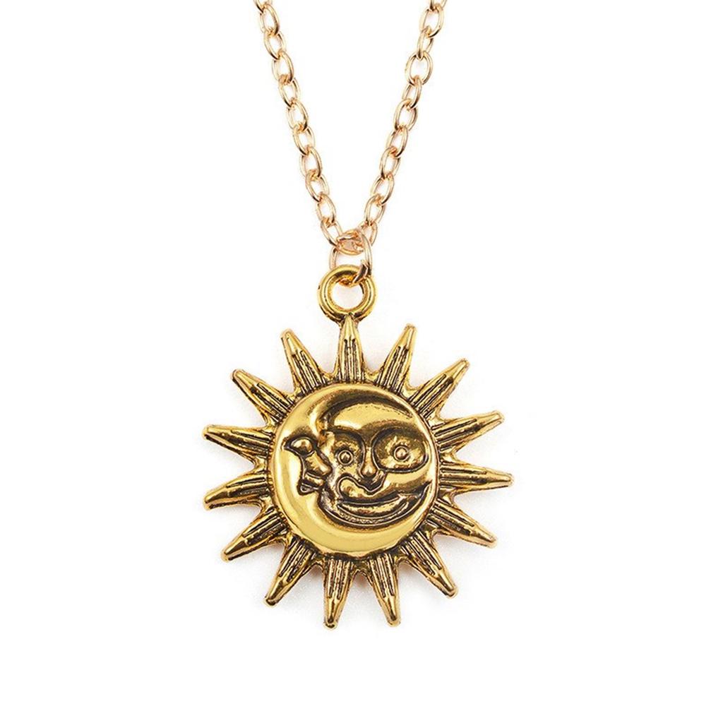 Versatile Necklace with Opal Inlayed Sun Moon Pendant Dainty Collarbone Chain Fashionable Sun Moon Neck Jewelry Ornament