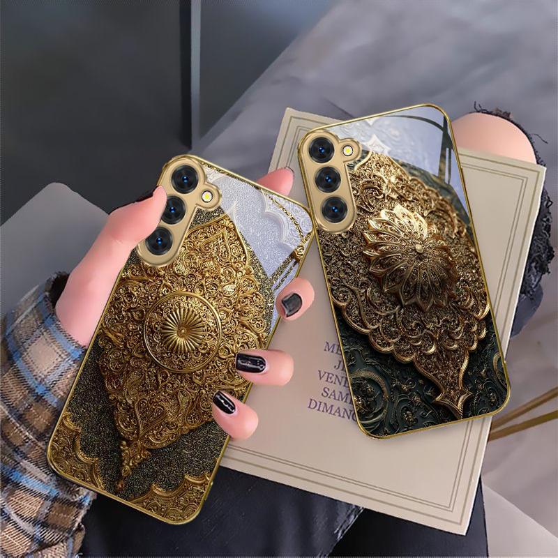 Golden Classical Emblem For Samsung Galaxy S20 FE S21 S22 S23 Plus S24 Ultra S25Ultra S21+ S9+ S22Plus Golden glass phone case