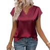 Damesblouse van satijn: Zomershirt met V-hals, losvallende casual top