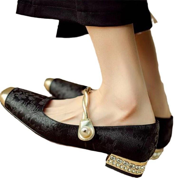 National Style New Chinese High Heels Women's 2025 Spring New Light Luxury Gentle Evening Breeze with Skirt French Thick Heel Single Shoes