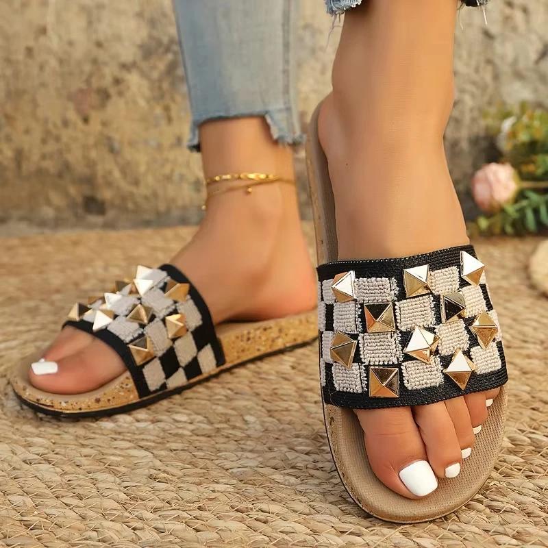 Fashion Shoes for Women 2025 New Summer Best Seller Flat Slippers Hot Sale Open Toe Slippers Fashion Rivet Daily Comfortable Slippers