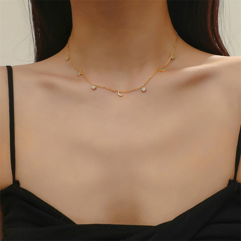 

FEEHOW Star and Moon Clavicle Necklace - Versatile Spring/Summer Style for Girls