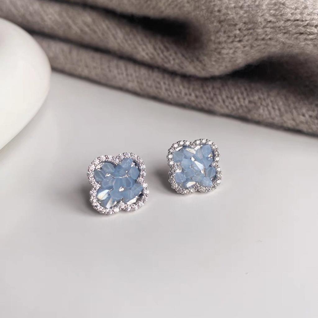 French Blue Four-leaf Crystal Earrings Design Earrings Temperament High-end Light Luxury Fashion Earrings