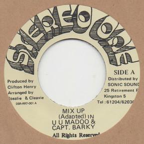 

7inch Record U.U. MADOO & CAPTAIN BARKEY - Mix Up NONE Stereo One 2015 Japan Reggae, Ska & Dub Used