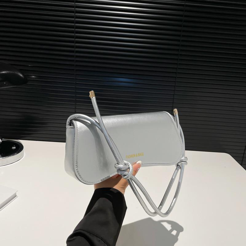 Stylish Trendy Winter Shoulder Bag For Women With Unique Retro Small Square Design