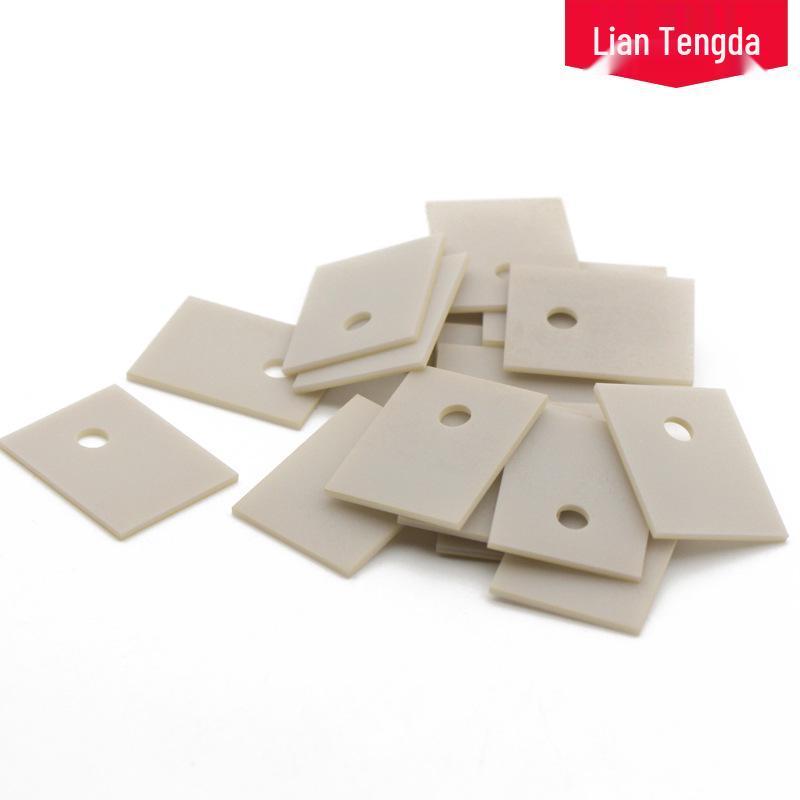 

TO247 Керамічна пластина з нітриду алюмінію: Високоефективна теплопровідність, Стійкість до високих температур, Ізоляція MOSFET, Товщина 0,6 мм 17 kV/mm сірий колір