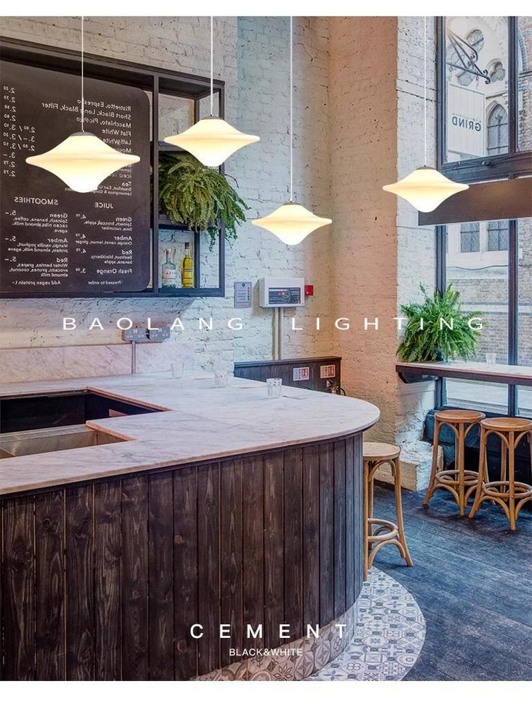 Nordic Minimalist UFO Pendant Light for Restaurants, Cafes, Bars, and Dining Tables
