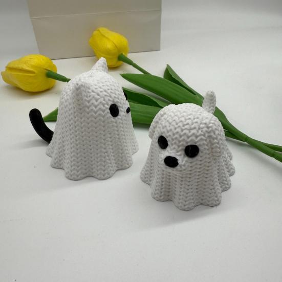 Jijijing 3D Printed Ghost Dog/Cat Figurine Ornaments, Knitted Texture Halloween Animal Decorations, Small Cute Puppy/Kitten Gifts for Home Desk
