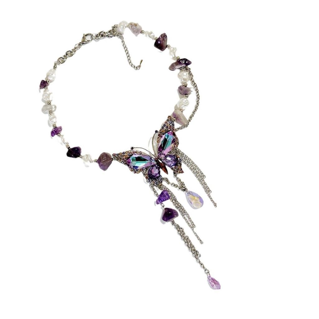 Retro Irregular Beaded Necklace With Butterfly Charm Jewelry Suitable For Daily Outfits