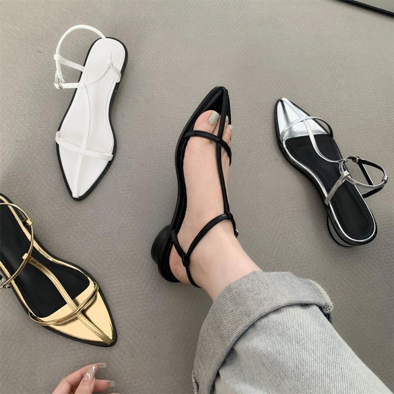 Niche French flat-bottomed silver temperament strappy sandals fairy shoes 2025 new summer beach roman shoes