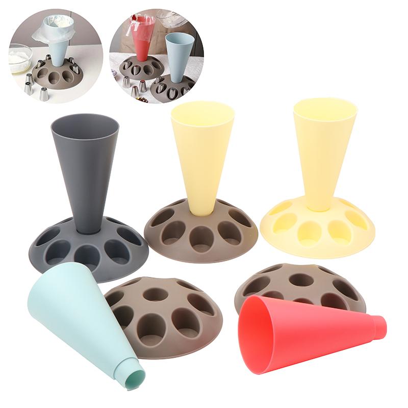 Piping Bag Stand Piping Bag Holder With 8 Slots Nozzles Plastic Pastry Bag Stand For Cake Decorating Kit
