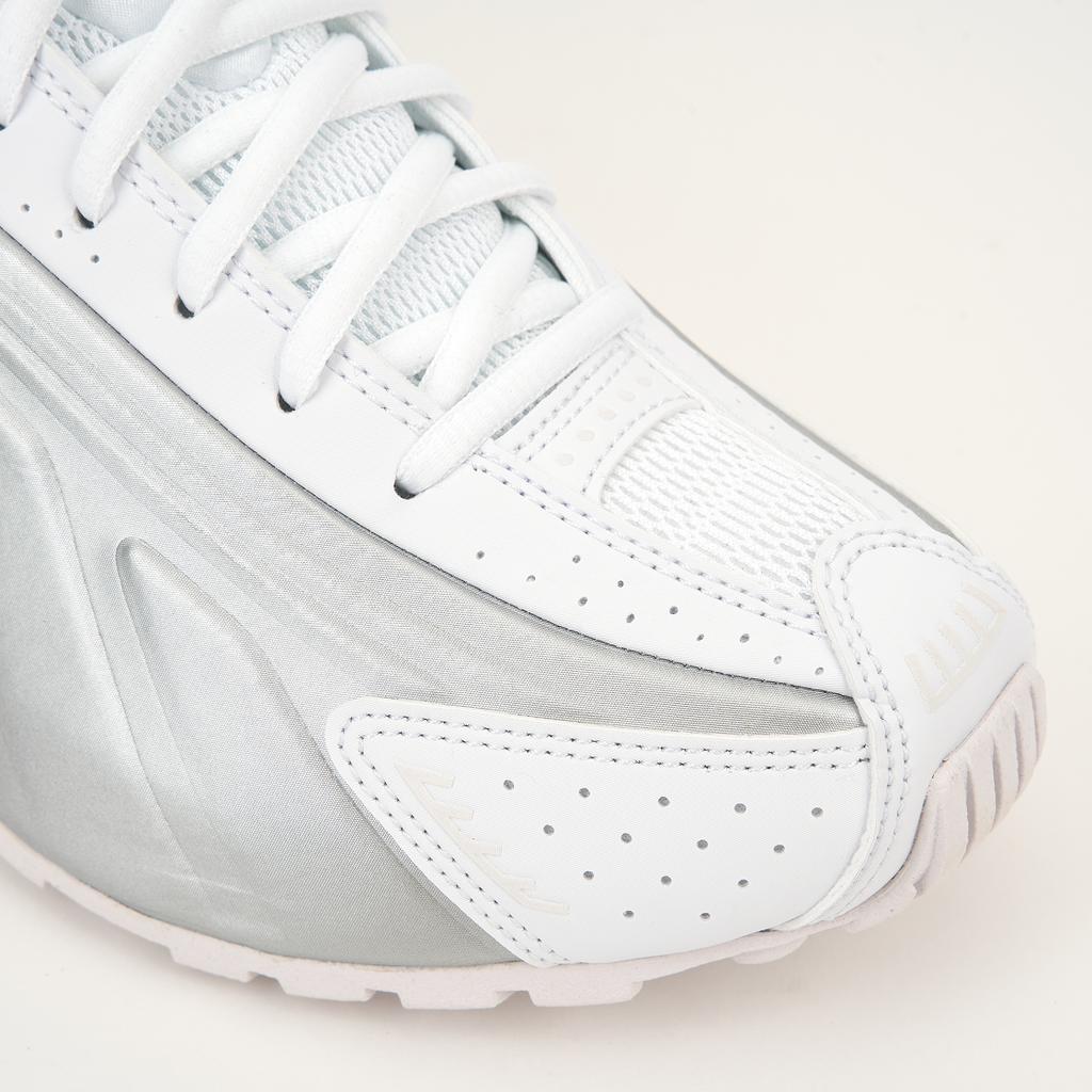 Nike Shox R4 Weiß Metallic-Silber 2024 Herren-Sneaker Leuchtendes Karmesinrot HQ1988-101