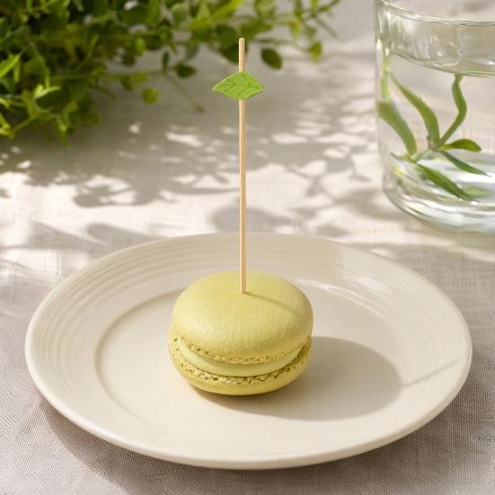 100Pcs Disposable Fruit Picks, Cocktail Picks with Decorative Leaves Flower Tips, Bamboo Skewers for Fruits Cakes Cocktails Snacks