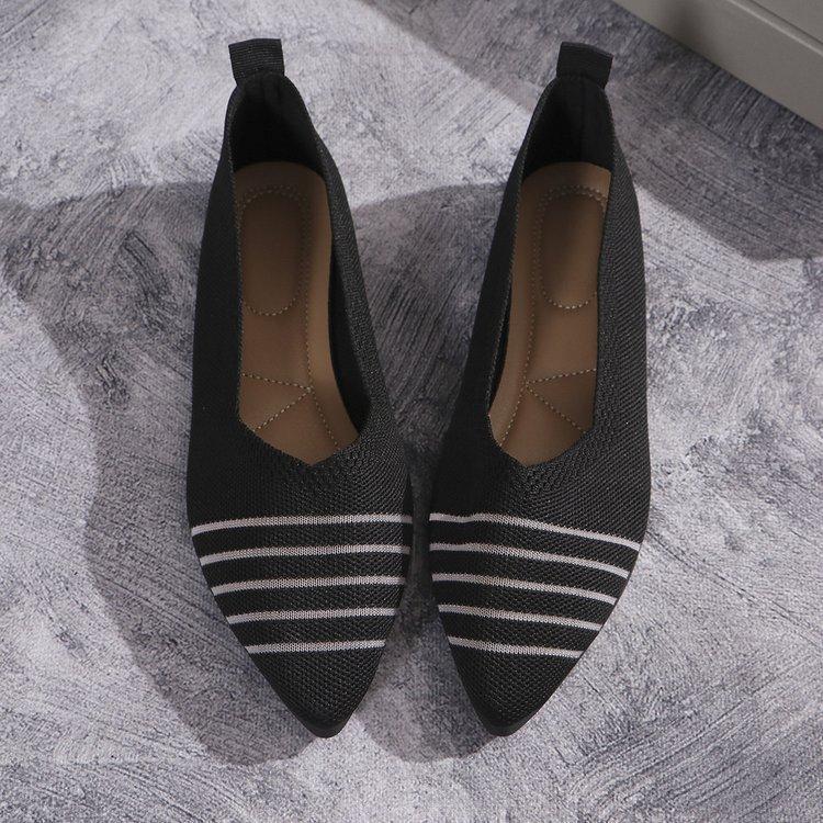 2025 spring and summer new large size flying woven shoes women's flat bottom pointed single shoes women's shallow mouth single shoes foreign trade