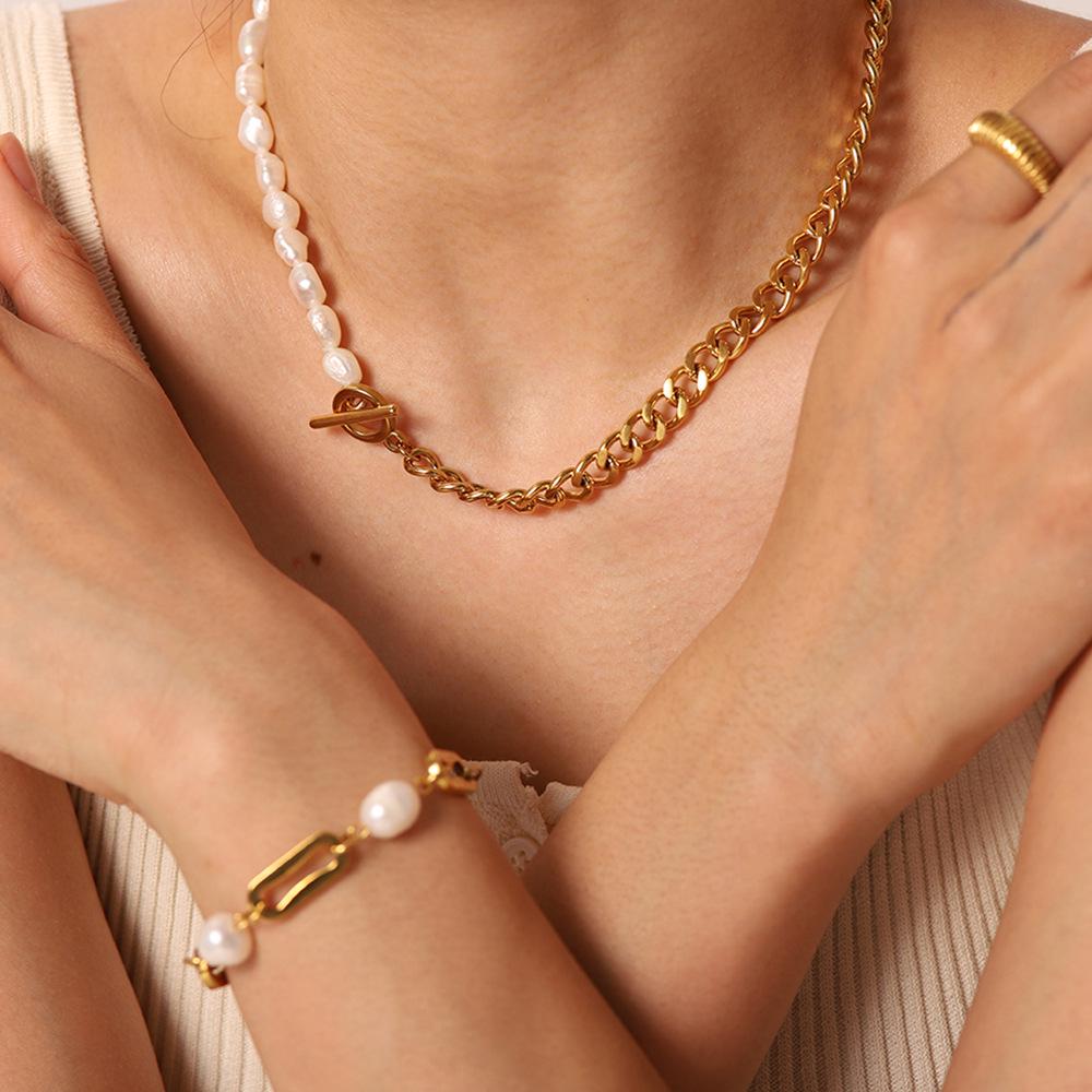 French Retro Pearl & Titanium Steel Baroque OT Buckle Necklace – Women's Light Luxury Jewelry