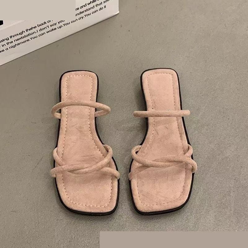 French Slippers Women's Summer Wear Fashion 2025 New Suede Retro Temperament with Skirt Low Thick Heel Cool Slippers