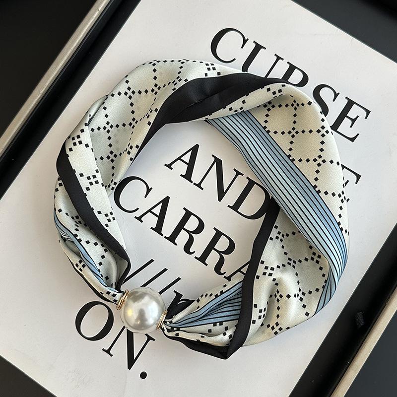 Pearl necklace women's magnetic buckle silk scarf high-end spring and summer new niche wear printed silk scarf scarf