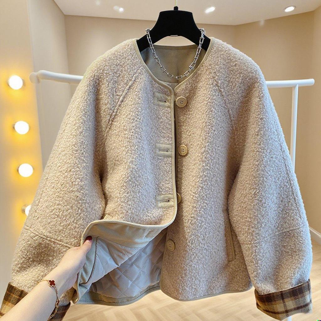 2025 Winter Loose Collarless Lambswool Quilted Coat: Thick & Fluffy