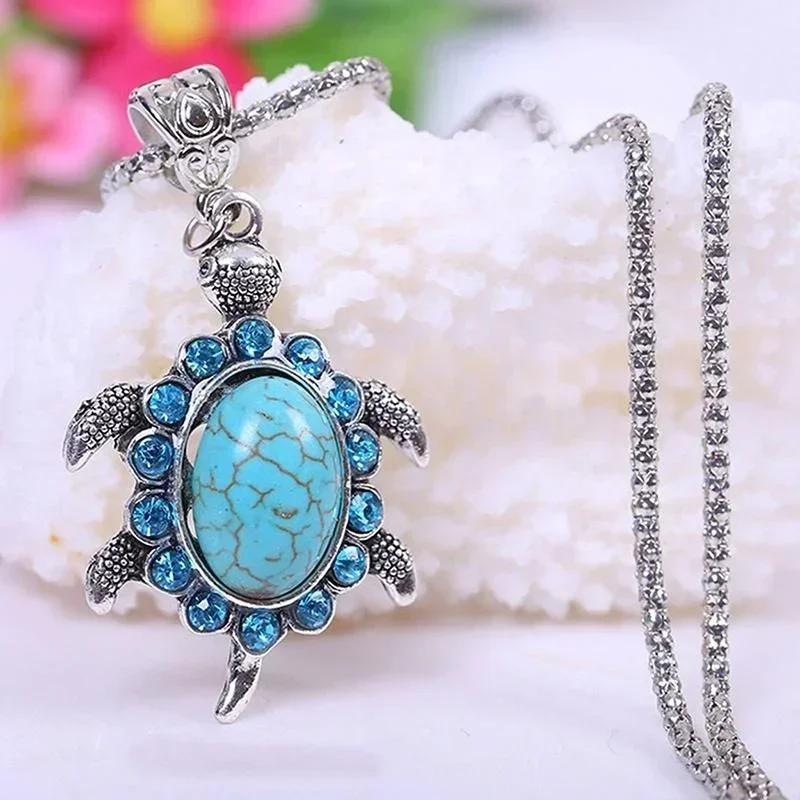 Fashionable Diamond Encrusted Turtle Turquoise Necklace Cute Blue Turtle Bohemian Sweater Chain Women's Jewelry Necklace Pendant
