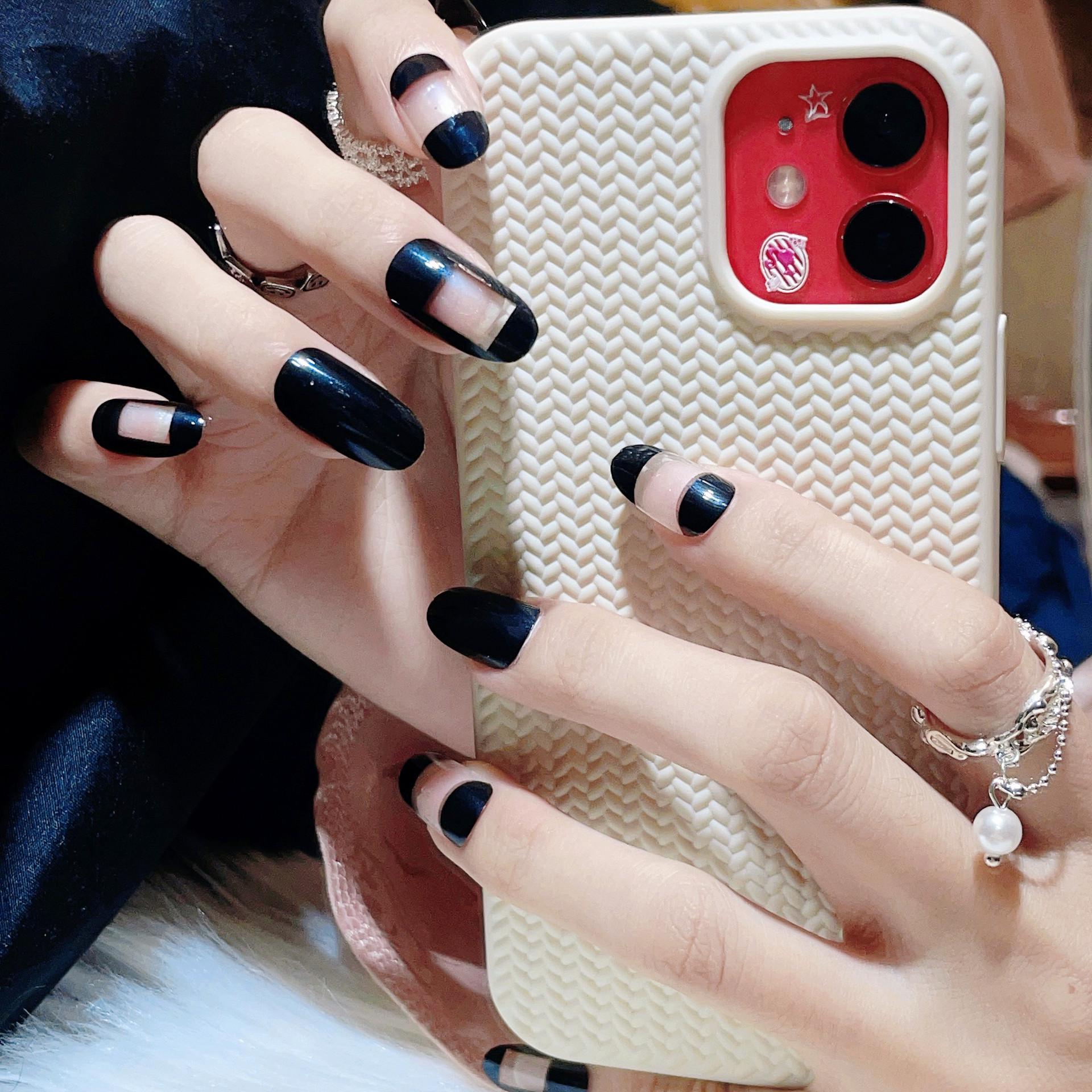 

New Black Geometric French Square False Nails - Minimalist & Spicy Manicure Stickers