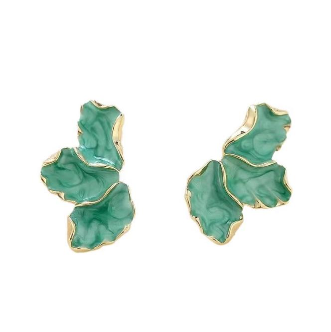 Irregular Metal Cream Petal Post Earrings For Women Heavy Design New Style Fashion Jewelry Party Accessories Gift