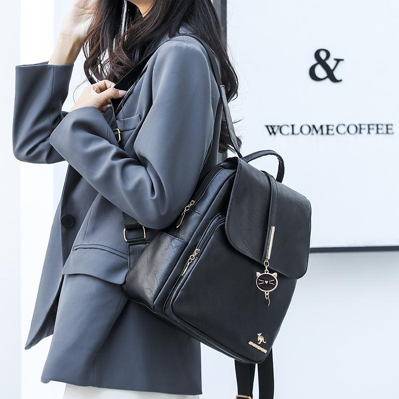 Soft Leather Backpack Women's Large Capacity Travel Backpack Student Schoolbag