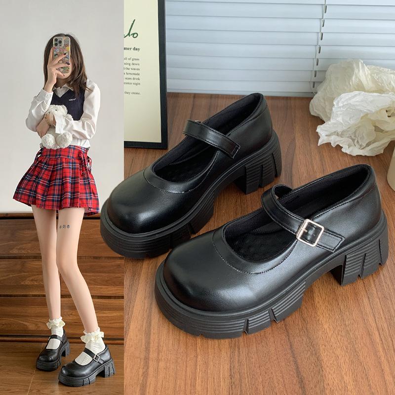 

Black Japanese jk round head platform small leather shoes women s 2025 spring new versatile skirt shallow mouth Mary Jane shoes 40