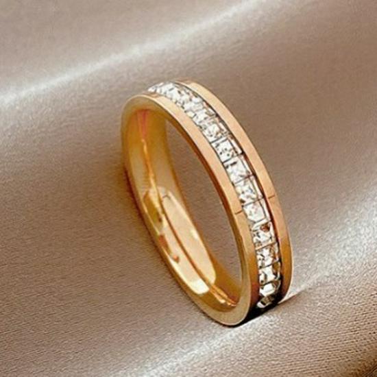 Eleganter Zirkon Titanstahlring: Einreihig/Zweireihig, High-End-Mode, Lichtluxus-Partnerdesign