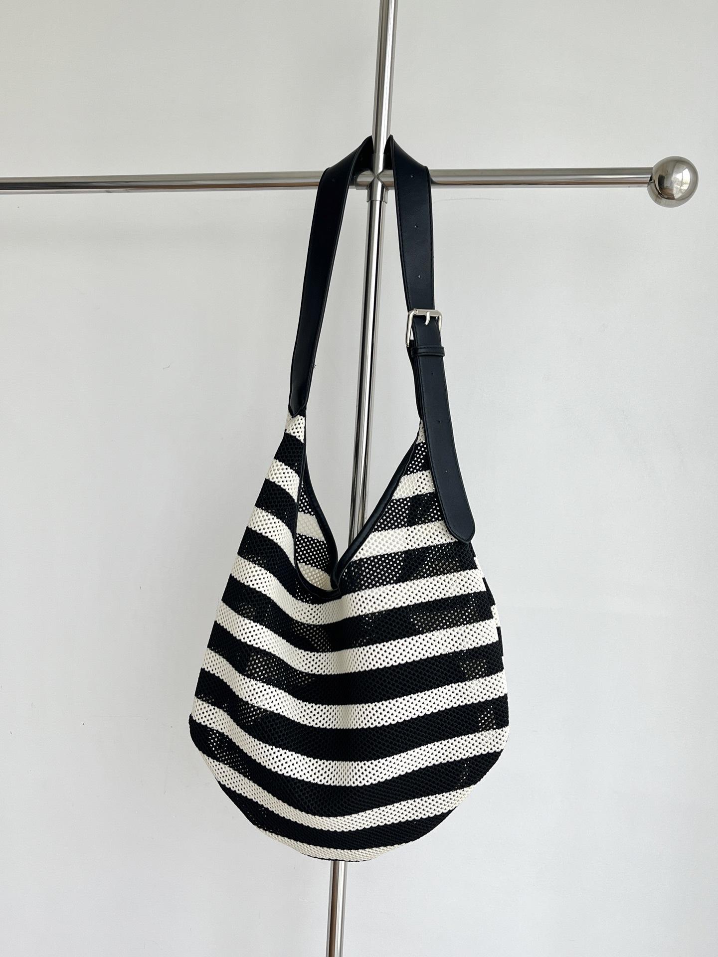 

Повседневная и легкая сумка кросс-боди большой вместимости на одно плечо в форме пельменя чёрный