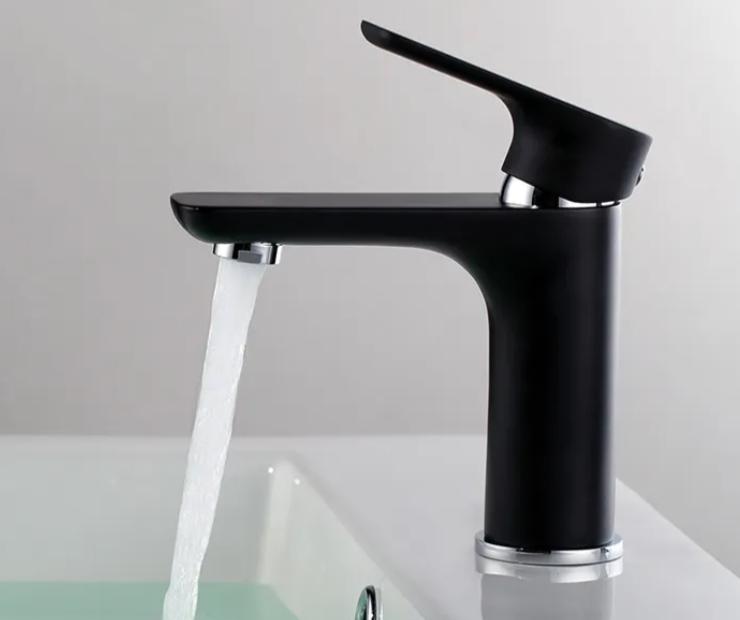 Modern Single-Handle Hand Washing Faucet Single-Hole Basin Faucet with Brass Ceramic Valve Core