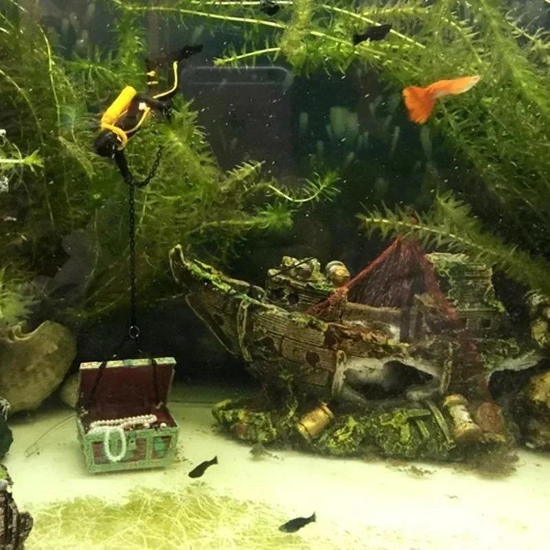 Creative Aquarium Fish Tank Landscape Decoration Products Pirate Sunken Ship Retro Resin Personalized Home Decorations Ornaments